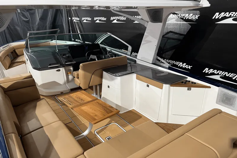 Slide: The Image of Aviara AV32 2024 - 8