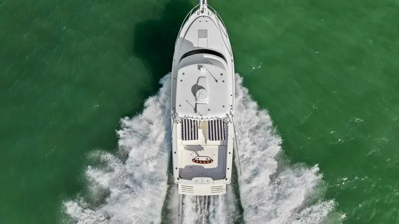 Slide: The Image of Bertram 35 Flybridge 2017 - 63