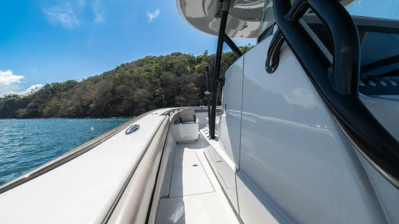 Slide: The Image of Valhalla Boatworks V-37 2021 - 21