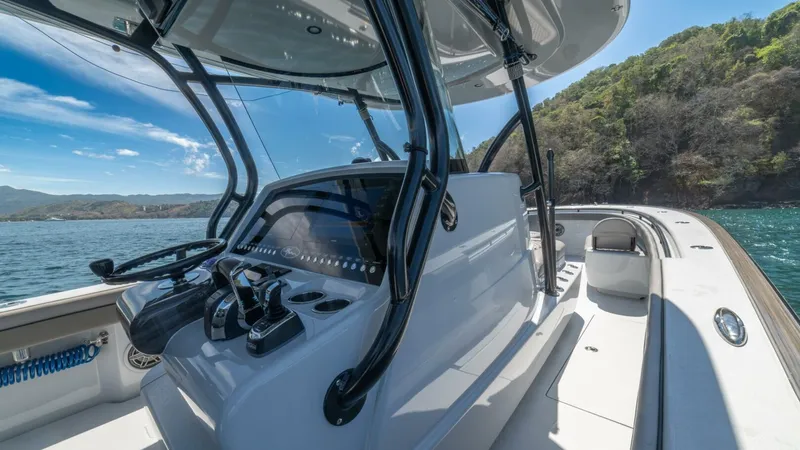 Slide: The Image of Valhalla Boatworks V-37 2021 - 19
