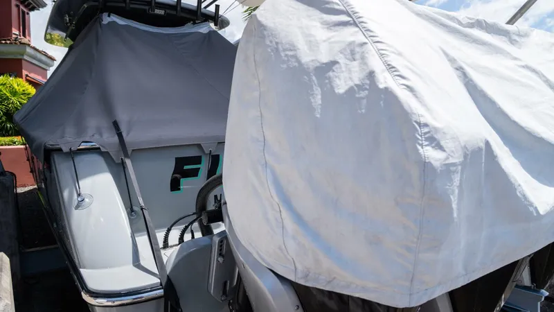 Slide: The Image of Valhalla Boatworks V-37 2021 - 37