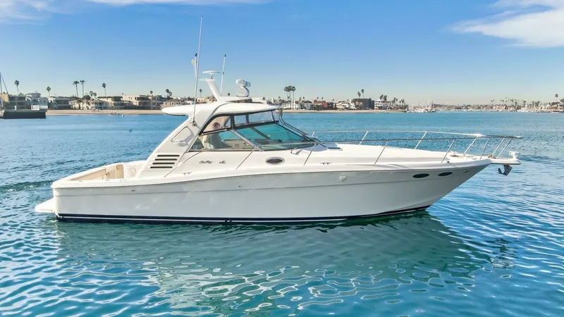 The Image of Sea Ray 370 Express Cruiser 2000 - 0