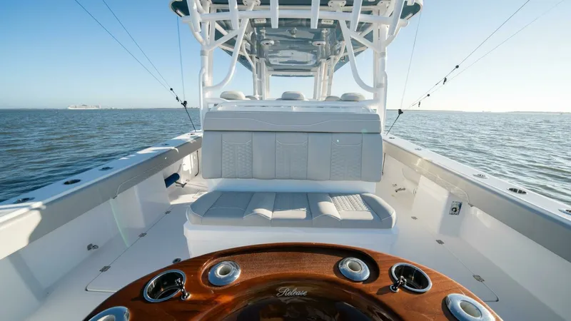 Slide: The Image of Invincible 46 Catamaran 2023 - 5