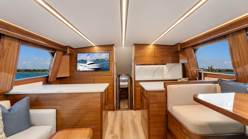 Slide: The Image of Viking 50 Billfish 2027 - 16