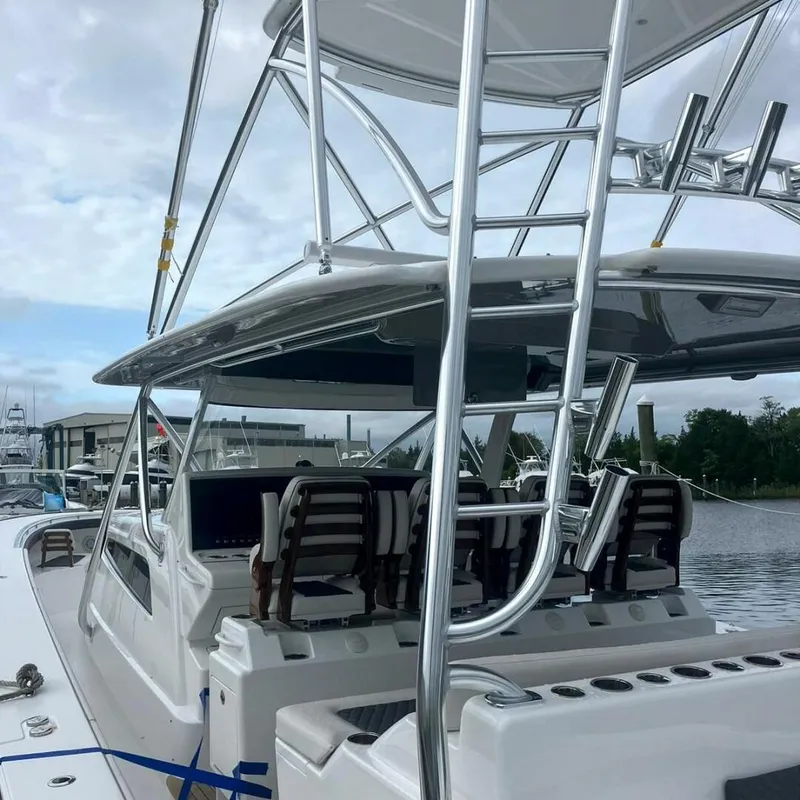 Slide: The Image of Valhalla Boatworks V-55 2024 - 12