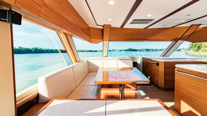 Slide: The Image of Bertram 61 Convertible 2020 - 11