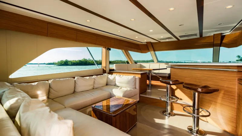 Slide: The Image of Bertram 61 Convertible 2020 - 6