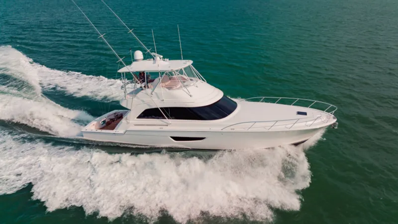 Slide: The Image of Bertram 61 Convertible 2020 - 80