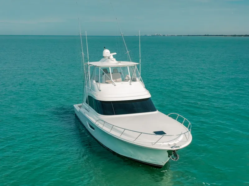 Slide: The Image of Bertram 61 Convertible 2020 - 85