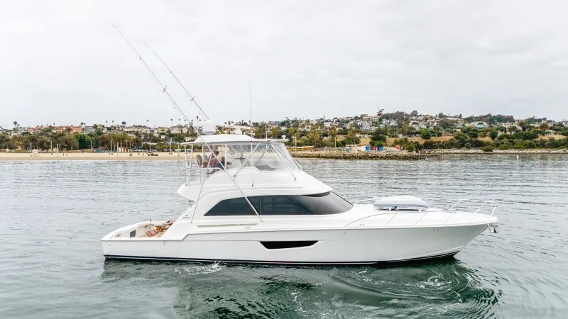 Slide: The Image of Bertram 61 Convertible 2020 - 94