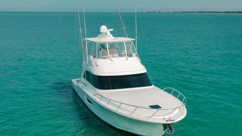 Slide: The Image of Bertram 61 Convertible 2020 - 85