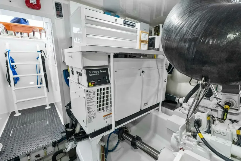 Slide: The Image of Viking 68 Enclosed Bridge 2022 - 78