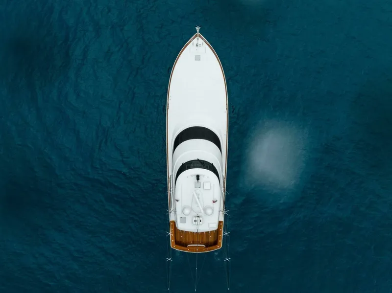 Slide: The Image of Viking 68 Enclosed Bridge 2022 - 90