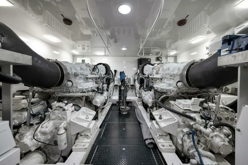 Slide: The Image of Viking 76 Enclosed Bridge 2011 - 84