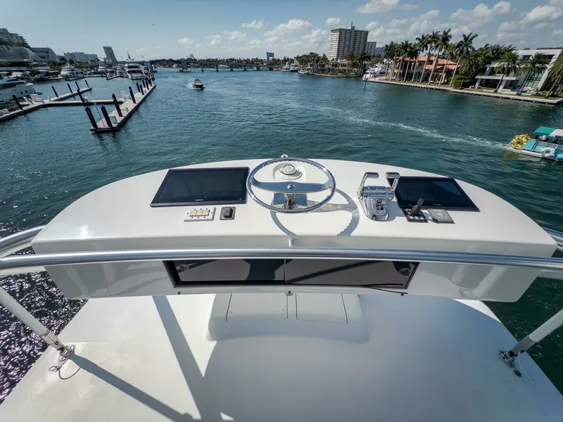 Slide: The Image of Viking 76 Enclosed Bridge 2011 - 77