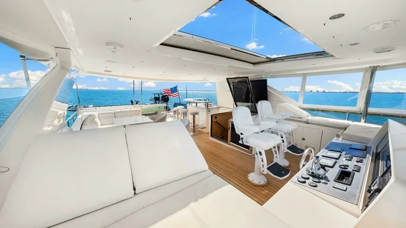 Slide: The Image of Ocean Alexander 85 Motor Yacht 2010 - 52