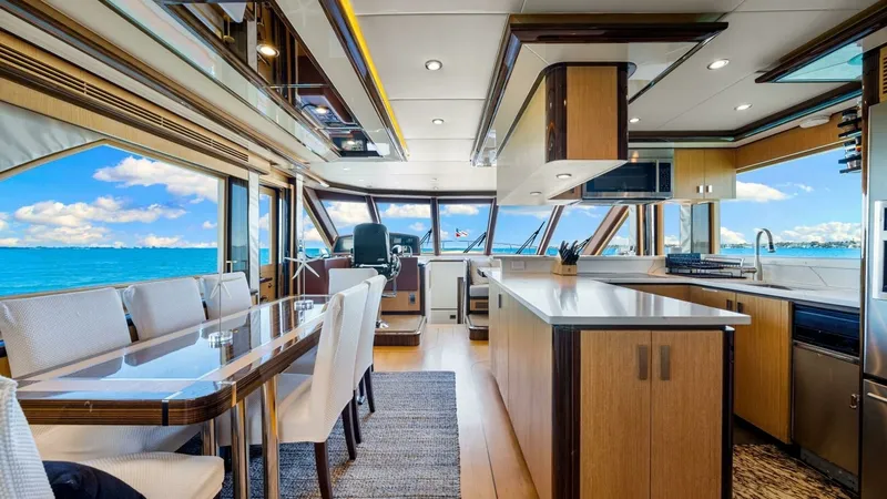 Slide: The Image of Ocean Alexander 85 Motor Yacht 2010 - 15