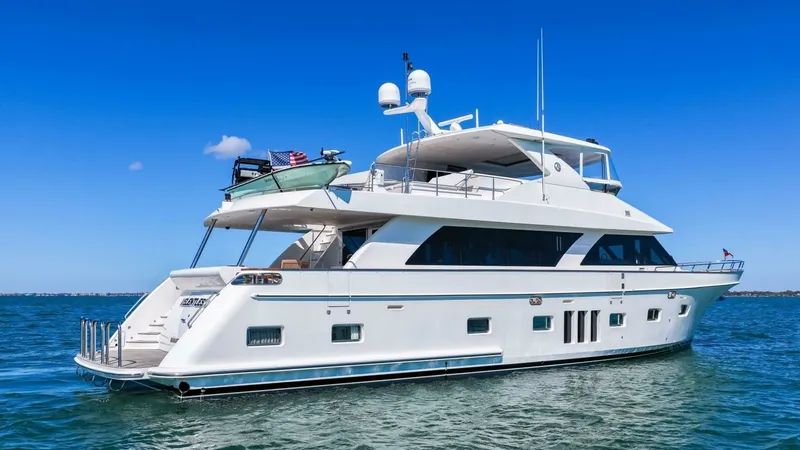 Slide: The Image of Ocean Alexander 85 Motor Yacht 2010 - 73