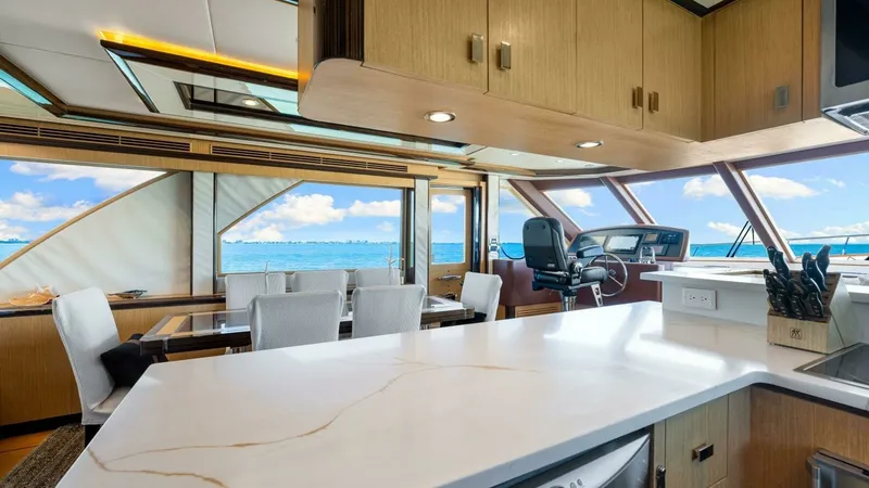 Slide: The Image of Ocean Alexander 85 Motor Yacht 2010 - 19