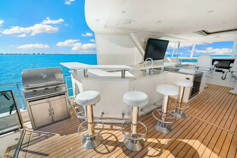Slide: The Image of Ocean Alexander 83 Motor Yacht 2010 - 47