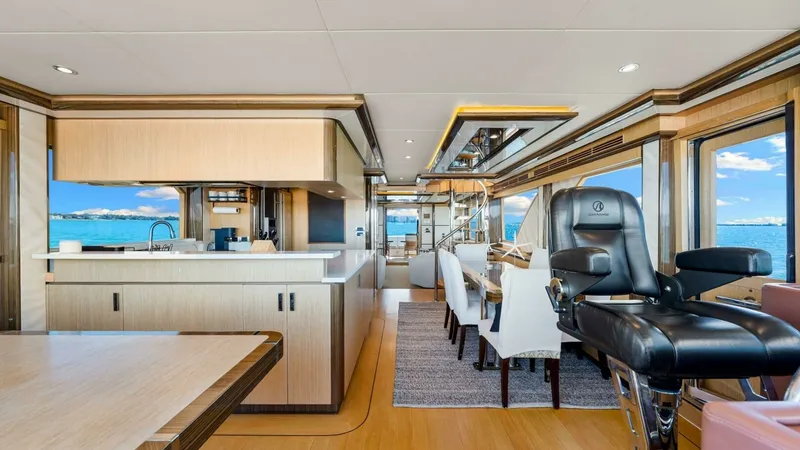 Slide: The Image of Ocean Alexander 85 Motor Yacht 2010 - 25