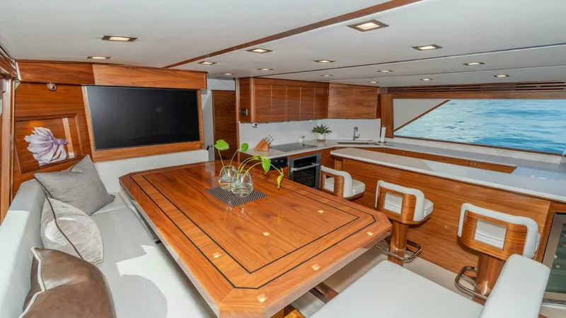 Slide: The Image of Viking 90 Convertible 2025 - 24