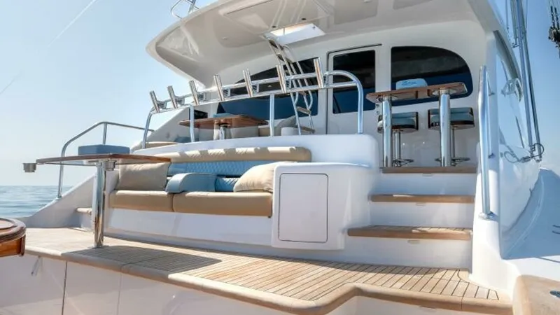 Slide: The Image of Viking 90 Convertible 2025 - 103