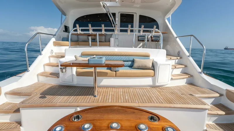 Slide: The Image of Viking 90 Convertible 2025 - 97