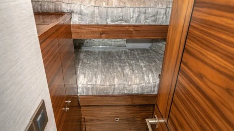 Slide: The Image of Viking 90 Convertible 2025 - 65