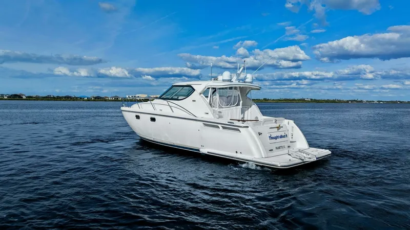 Slide: The Image of Tiara 4300 Sovran 2007 - 43