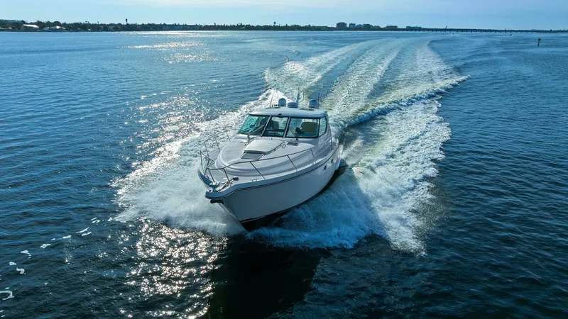 Slide: The Image of Tiara 4300 Sovran 2007 - 52