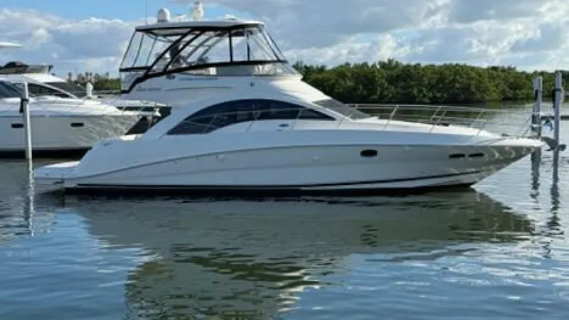 The Image of Sea Ray 47 Sedan Bridge 2008 - undefined