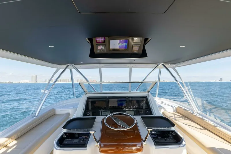 Slide: The Image of Viking 62 Convertible 2020 - 37