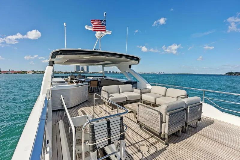 Slide: The Image of Absolute 75 Navetta 2025 - 74