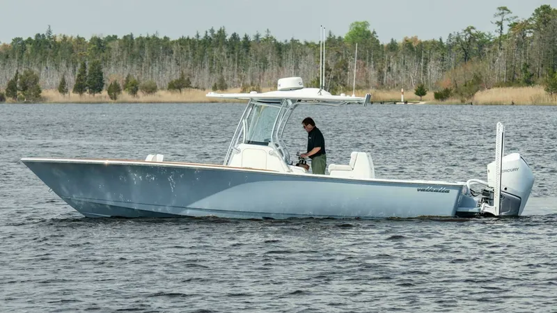 Slide: The Image of Valhalla Boatworks V-29 Hybrid 2025 - 21
