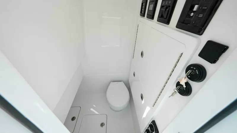 Slide: The Image of Valhalla Boatworks V-29 Hybrid 2025 - 15