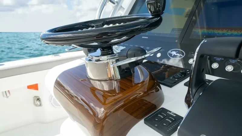 Slide: The Image of Valhalla Boatworks V-29 Hybrid 2027 - 8