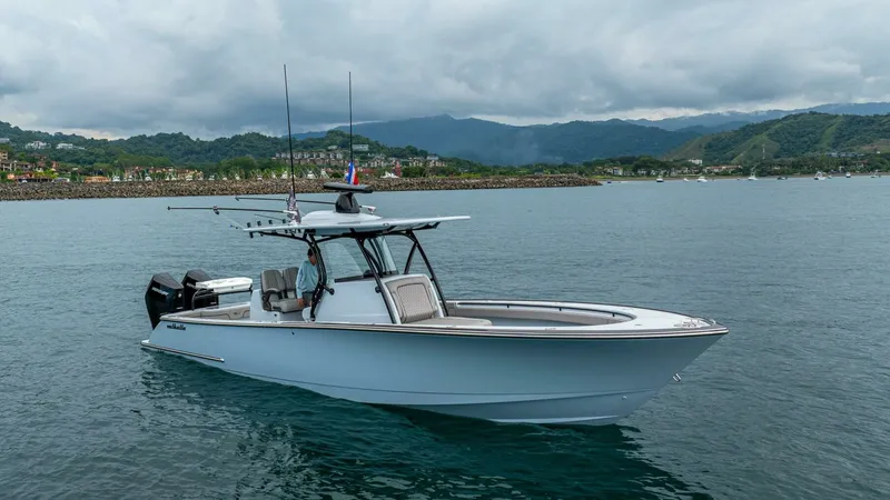 Slide: The Image of Valhalla Boatworks V-33 2024 - 36