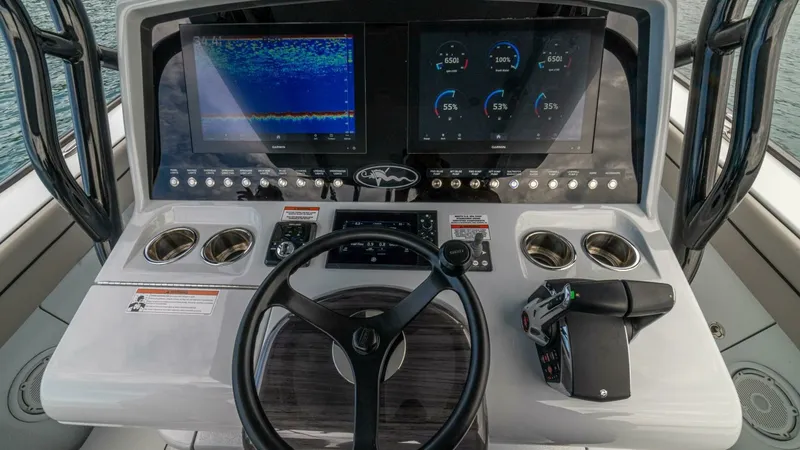 Slide: The Image of Valhalla Boatworks V-33 2024 - 27