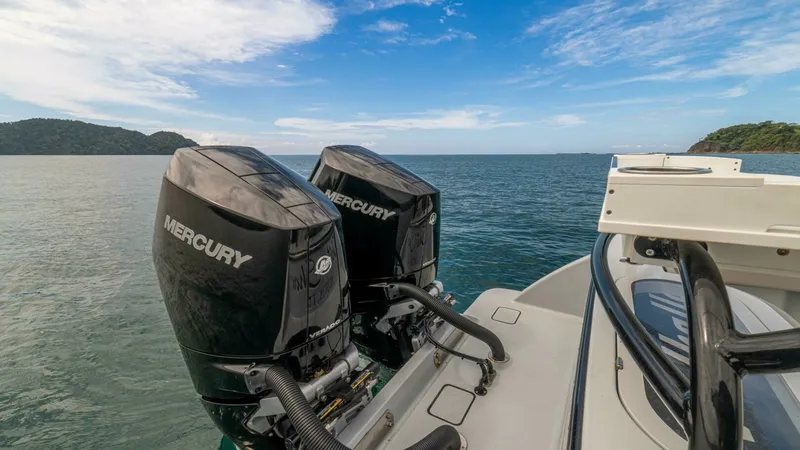 Slide: The Image of Valhalla Boatworks V-33 2024 - 23