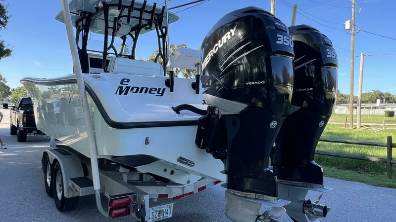 Slide: The Image of Yellowfin 32 Center Console 2017 - 4