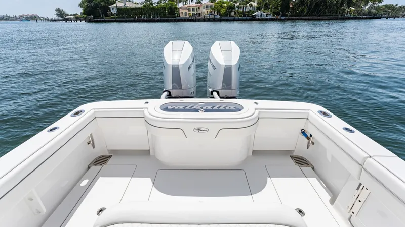 Slide: The Image of Valhalla Boatworks V-33 2027 - 5