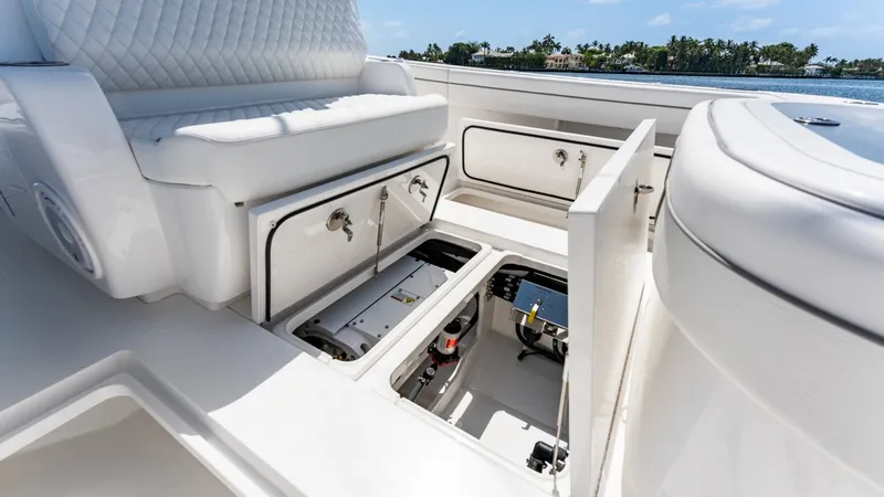 Slide: The Image of Valhalla Boatworks V-33 2027 - 15