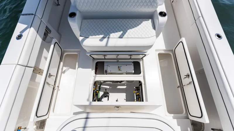 Slide: The Image of Valhalla Boatworks V-33 2027 - 14