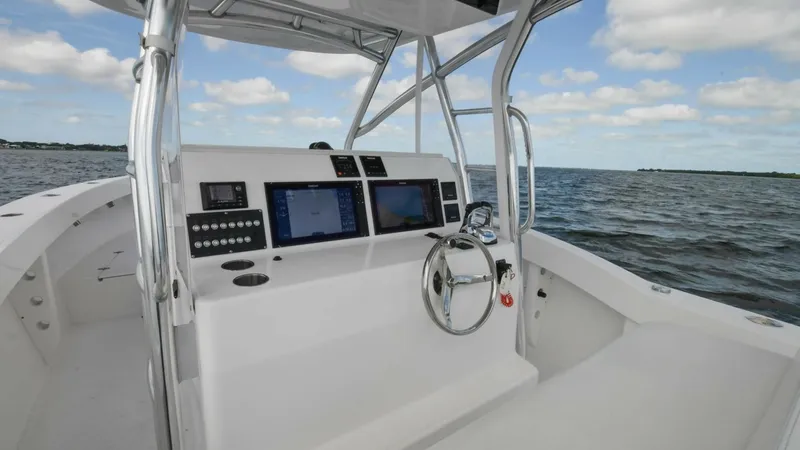 Slide: The Image of Ocean Master 336 Center Console 2019 - 10