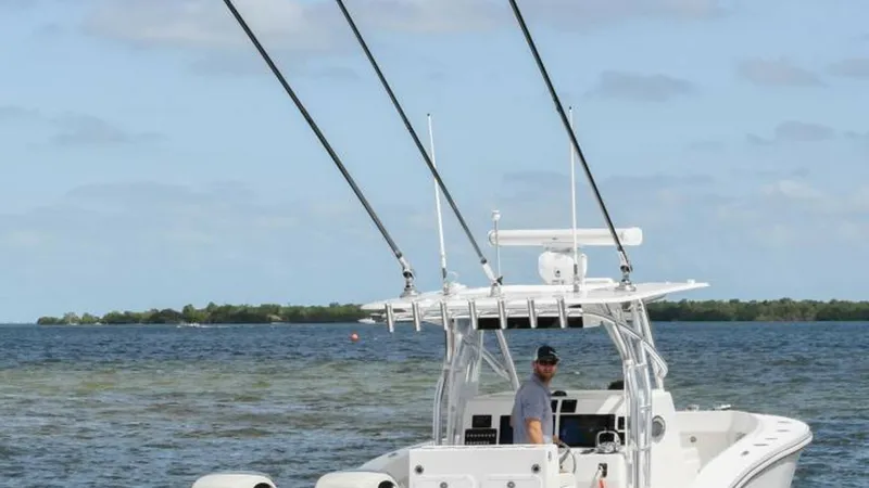 Slide: The Image of Ocean Master 336 Center Console 2019 - 25