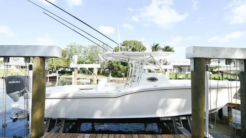 Slide: The Image of Ocean Master 336 Center Console 2019 - 23