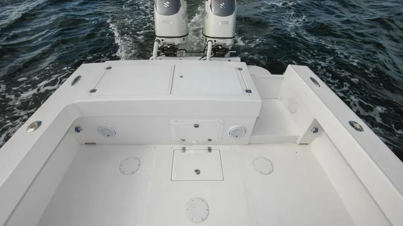 Slide: The Image of Ocean Master 336 Center Console 2019 - 17