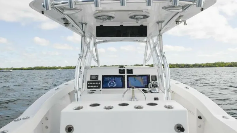Slide: The Image of Ocean Master 336 Center Console 2019 - 9