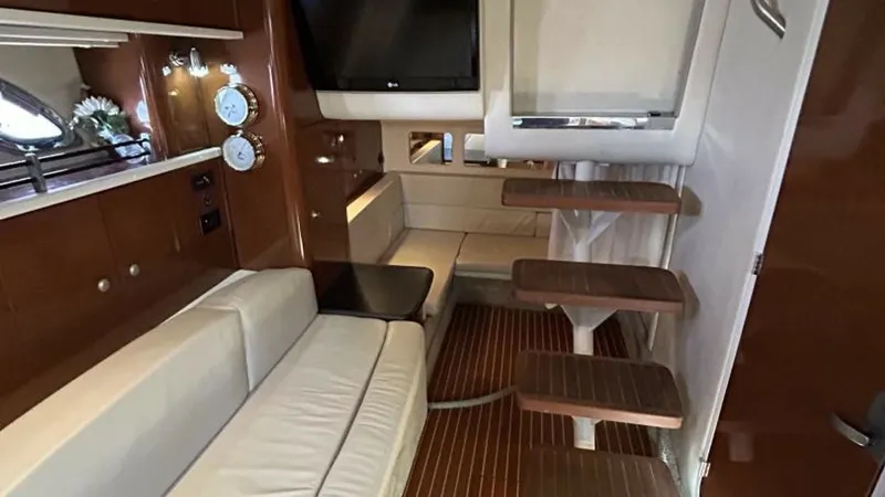 Slide: The Image of Sea Ray 310 Sundancer 2009 - 6